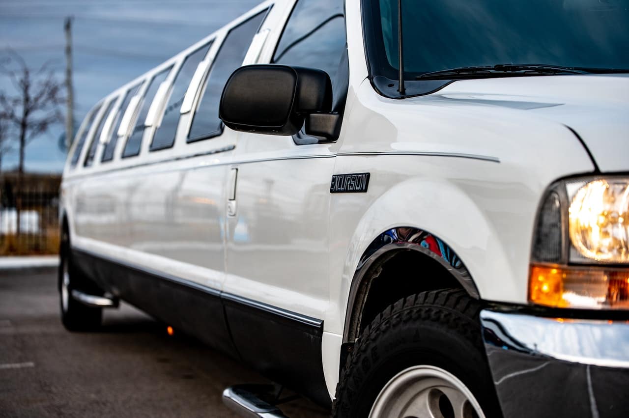 What You Need to Know About Getting a Limo Service